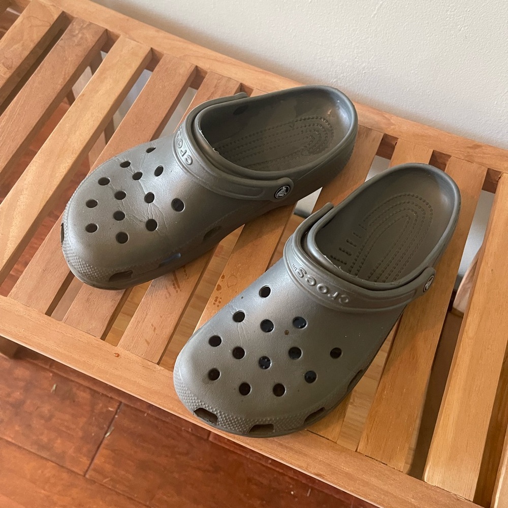 Men’s Crocs Classic Clog - grey